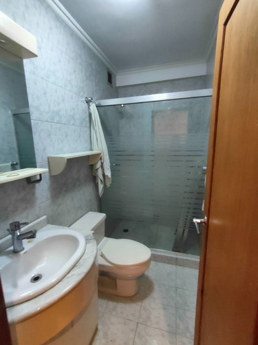 Imagen 15 de 19 de Lujoso Apartamento En Las Mnas , San Antonio De Los Altos