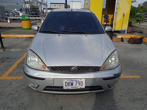Imagen 2 de 12 de Ford Focus