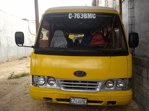 Imagen 1 de 9 de Kia Combi 2000 Microbus 4 Cilindros