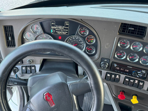 2017 Kenworth T680 Cummins