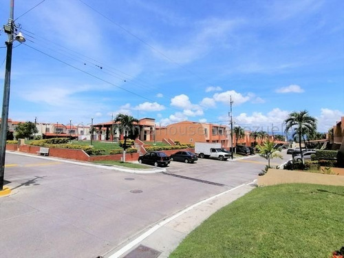 Imagen 23 de 30 de //casa En Venta En Cabudare (intercomunal-royal Park) Ref. 22-20403 Lcda. Elim Ojeda 04243705118