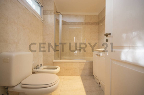 Casa Venta 4 Ambientes La Horqueta San Isidro Cochera Y Patio Y Parrilla Y Quincho Y Pileta Y Barrio