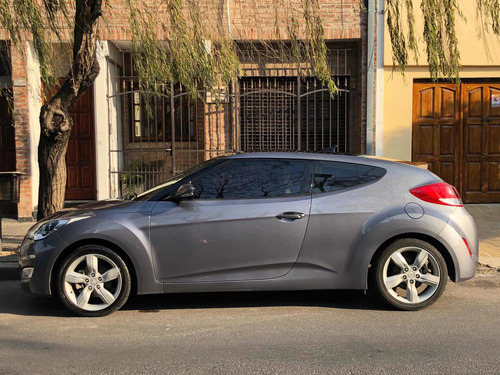 Imagen 1 de 15 de Hyundai Veloster 1.6 130cv At 2014