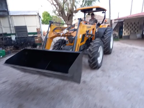 Pala Frontal Para Tractor John Deere, Massey, Fiat + 110 Hp