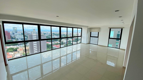 Imagen 9 de 14 de Lujoso Departamento , Torre Recoleta Zona Chapultepec. Gdl