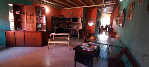 Imagen 11 de 18 de De Oportunidad Venta Casa Doble Propósito Barrio El Lobo Ah