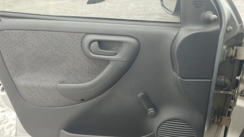Imagem 12 de 18 de Chevrolet Corsa Sedan Maxx 1.4 2007/2008