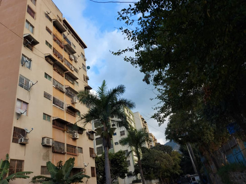 Apartamento Como Y Amoblado En Montalbán Ii, Caracas