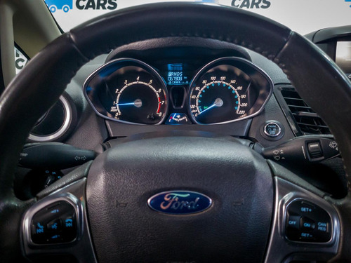 Ford Fiesta 1.6 Titanium Powershift 2015
