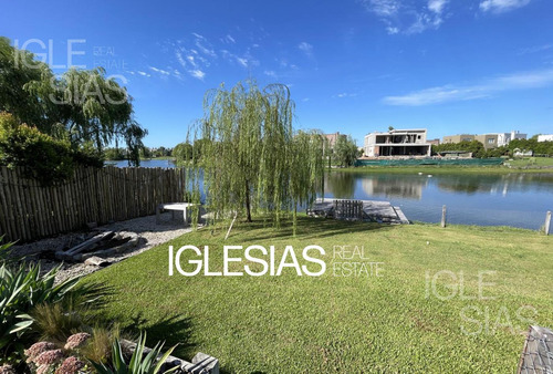 Casa Al Lago En Venta San Rafael, Villanueva