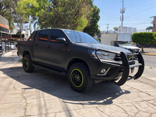 Toyota Hilux 2.7 Cabina Doble Base Mt