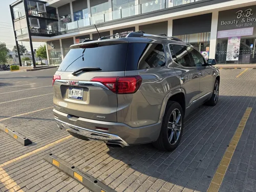GMC Acadia 3.7 Denali At