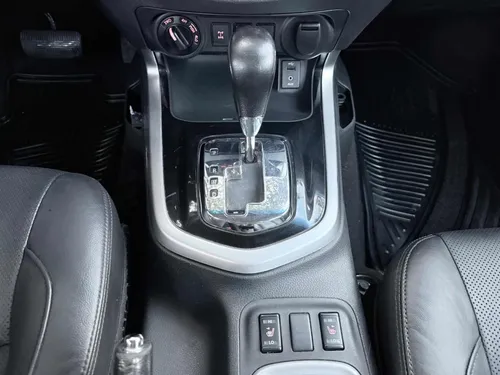 Nissan Frontier 2.5 LE DIESEL AUTOMÁTICA 4x4