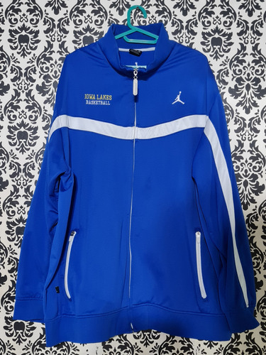 Campera Jordan Basketball