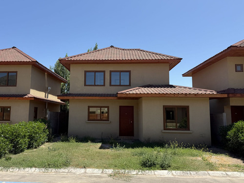 Casa 116m2 En Amplios Terrenos De 300m2! Dcto 200uf! - Anexa
