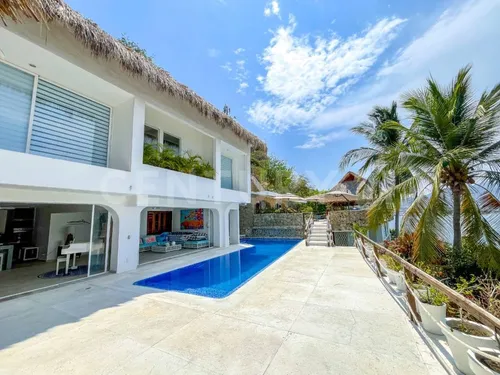 Casa Con Vista Al Mar En Venta En Fraccionamiento Las Playas, Acapulco