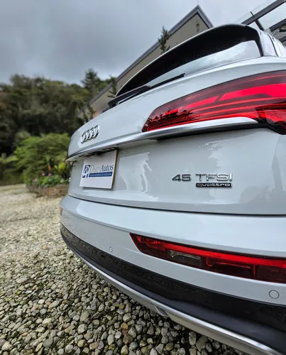 2.0 Mild-hybrid / Único Dueño / Como Nueva
