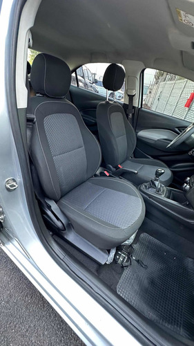 Imagen 8 de 16 de Chevrolet Prisma 2019 1.4 Joy Ls