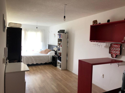 Imagen 7 de 10 de Venta De Monoambiente Sobre Av. Italia