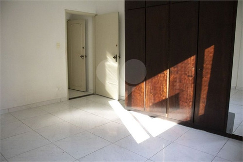 Apartamento, Gonzaga, Santos, 03 Dormitórios, 01 Suíte, 01 Vaga - 271-im555977