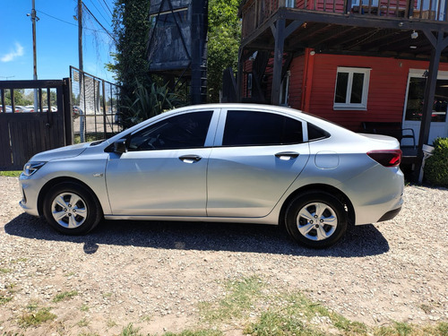 Chevrolet Onix plus 1.2