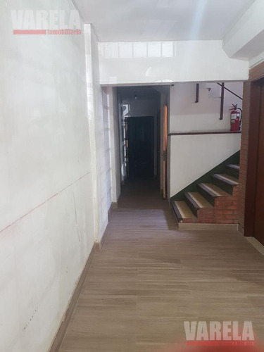 Imagen 13 de 15 de Calderón De La Barca 2700 P2º Villa Devoto 3 Amb. Al Fte. C/balcón Luminoso. Apto Profesional. Oportunidad!