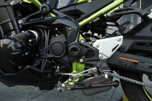 Kawasaki Z900- Akrapovic Full Sistem -instalacion Bonificada