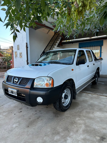 Nissan NP300 2.5 Cabina Doble 133cv 4x2
