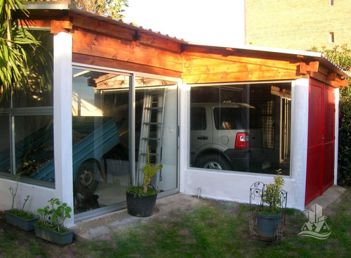Casa En Brava, 3 Dormitorios *- Ref: 28750