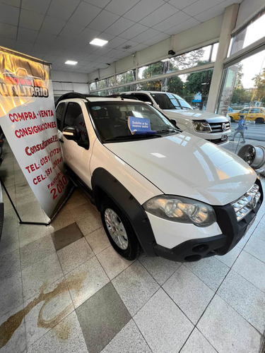 Imagen 2 de 4 de Fiat Strada 2012 1.6 Adventure Cd 115cv