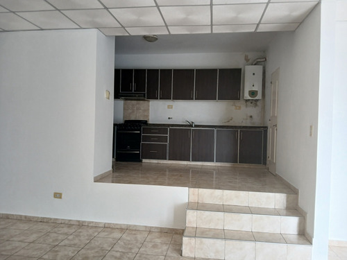 Alquilo Duplex Carlos Paz. 2 Dormitorios 2 Baños.