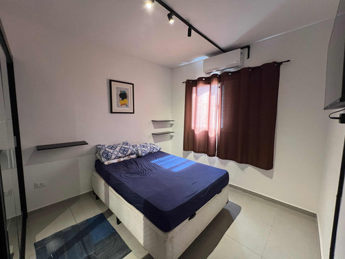 Apartamento Térreo 2 Dormitórios Com Quintal