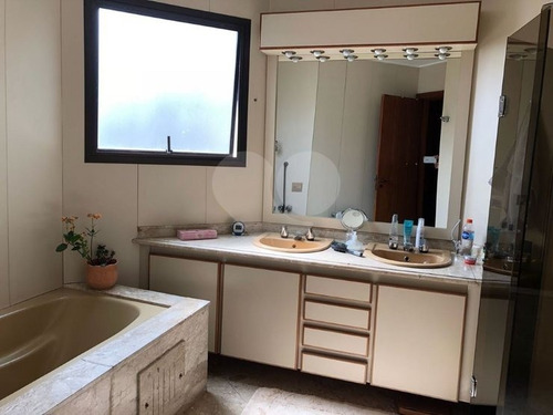 Apartamento Com 4 Quartos À Venda, 272 M² Por R$ 1.300.000 - 298-im338809