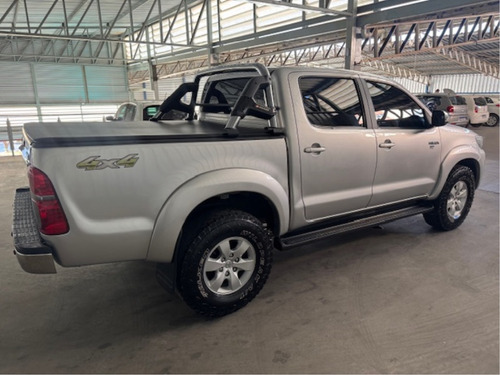 Toyota Hilux 2.7 SRV 4X4 CD 16V FLEX 4P AUTOMÁTICO