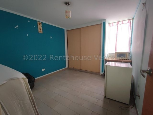 Imagen 10 de 12 de Apartamento En Venta Urb. Santa Fe Sur # 22-22829