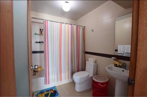 Imagen 7 de 12 de Apartamento En Venta En Serralles, Facill Acceso Y Cercania Sectores Como Piantini, Naco