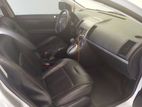 Imagem 2 de 6 de Nissan Sentra 2011 2.0 S Flex Aut. 4p