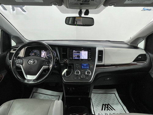 Toyota Sienna 3.5 Limited At