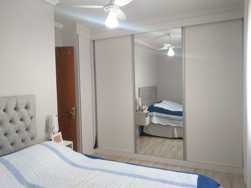 Casa À Venda Na Rua Adriano Ariani, Jardim Maristela, São Paulo - Sp - Liv-4700