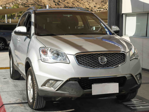 SsangYong Korando 4X2 MT SEMI FULL
