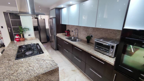 Imagen 6 de 14 de Espectacular Townhouse En Urb Rincón Neg.04244083310 Rg