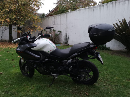 Benelli Tnt 600 Gt Año 2017. 22.000 Km Excelen Con Accesorio