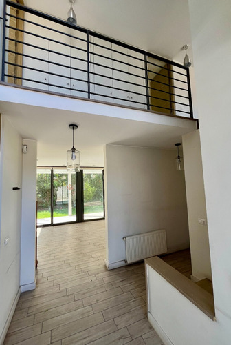 Casa Con Espacios Increíbles