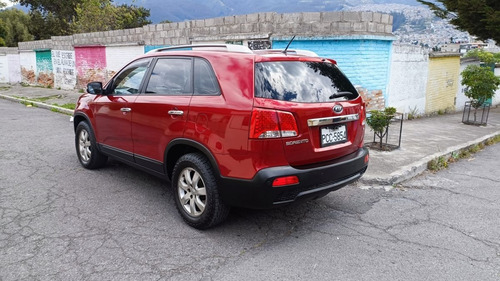 Imagen 3 de 15 de Kia Sorento 3 Filas De Asientos Excelente Estado