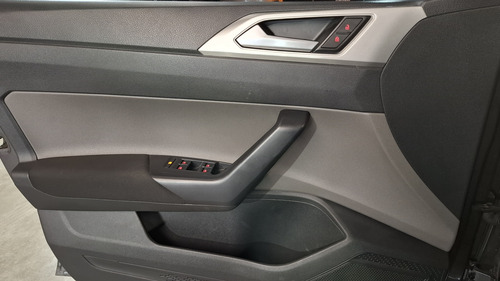 Volkswagen Virtus 1.6 Msi Highline