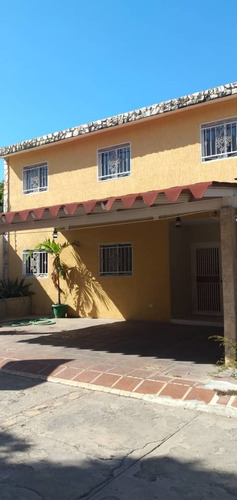 Imagen 3 de 9 de Twohouse En Venta En Lechería