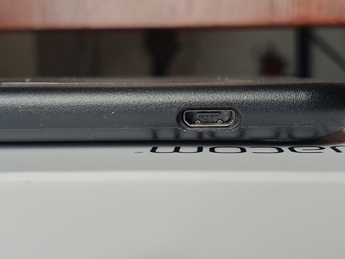 Tableta Gráfica Wacom Intuos Small Ctl4100 Negro (Usado)