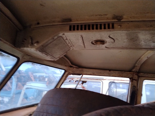 Volkswagen Kombi Corujinha Samb