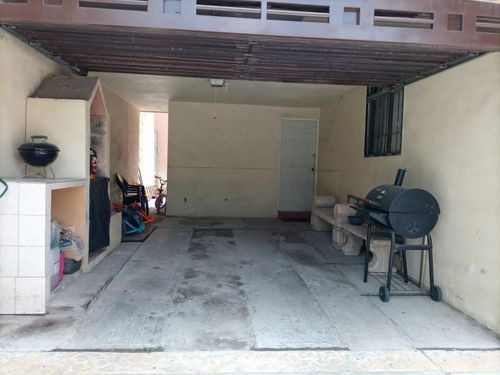 Imagen 8 de 19 de Casa En Venta En Mitras Poniente