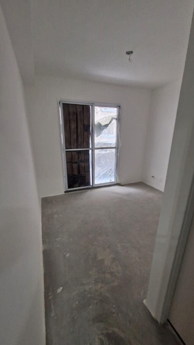 Apartamento Em Santos Com 2 Dormitórios, 1 Vaga De Garagem Para Carro, 1 Banheiro, Sala, Cozinha, Área De Serviço E Varanda
